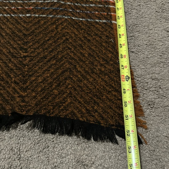 Quagga brand Large 52x52 Blanket Style Scarf/Wrap-Browns/Beige/Black-Polyester - Picture 15 of 16